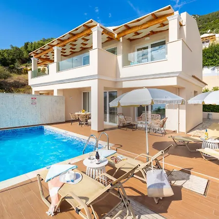 Damian Villa Barbati